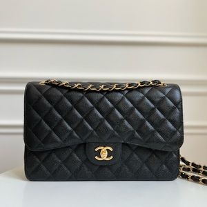 CHANEL JUMBO CLASSIC DOUBLE FLAP